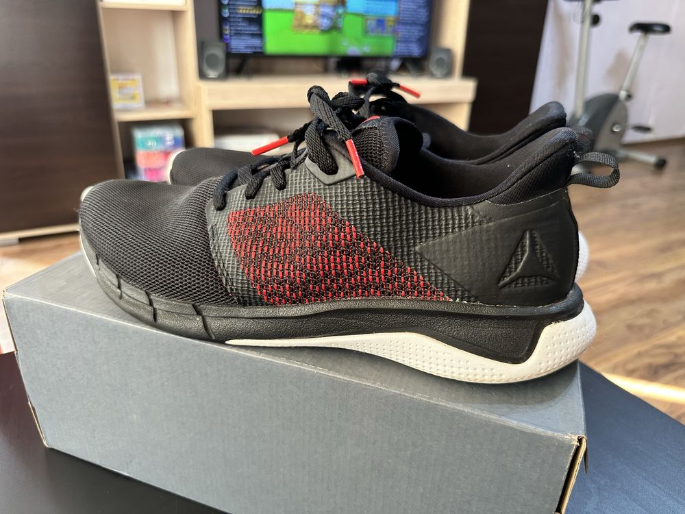 Маратонки Reebok 46