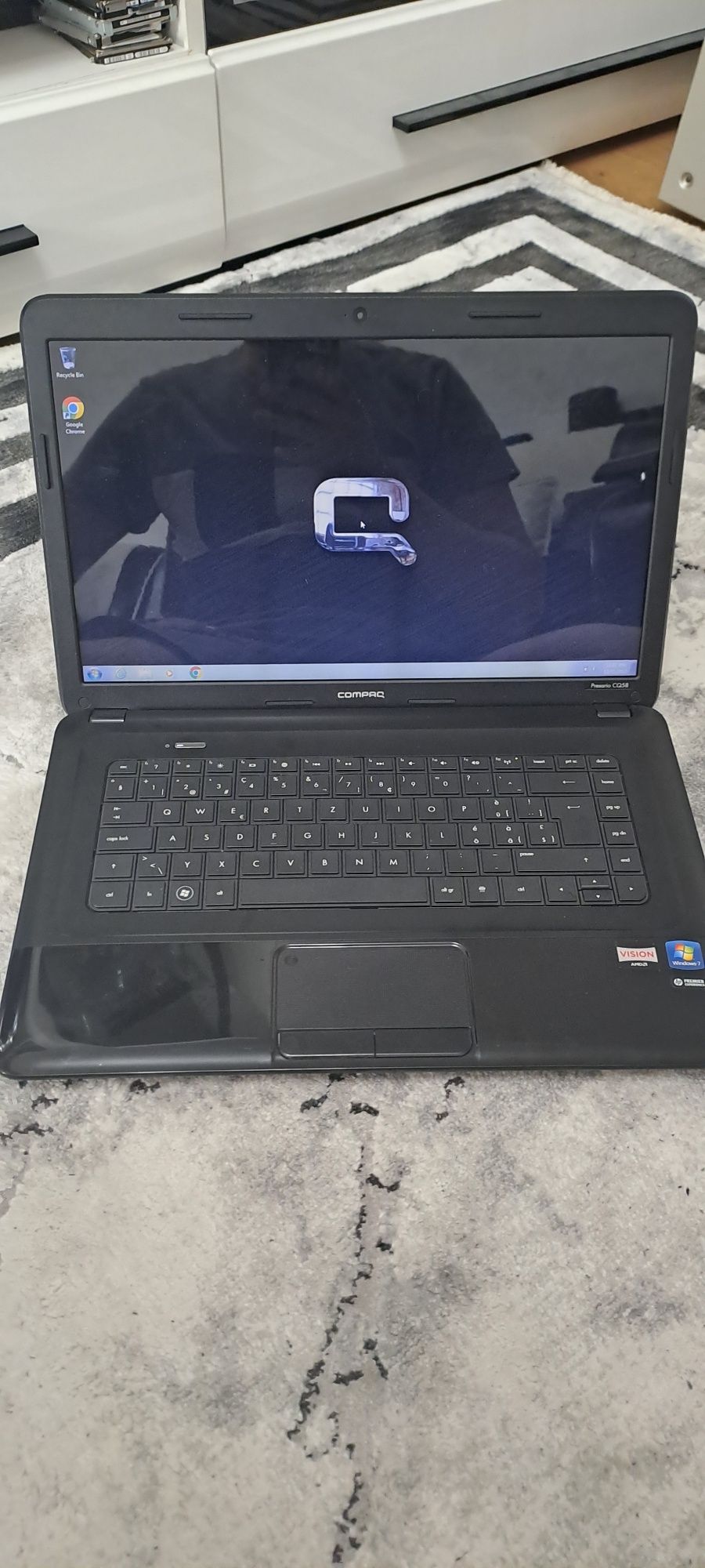 Laptop Hp : amd / 4 gb ram / 160 gb hard