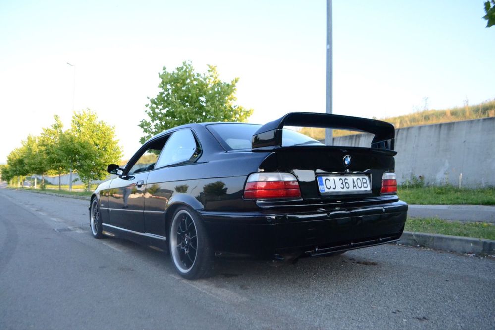 BMW E36 Coupe 320i
