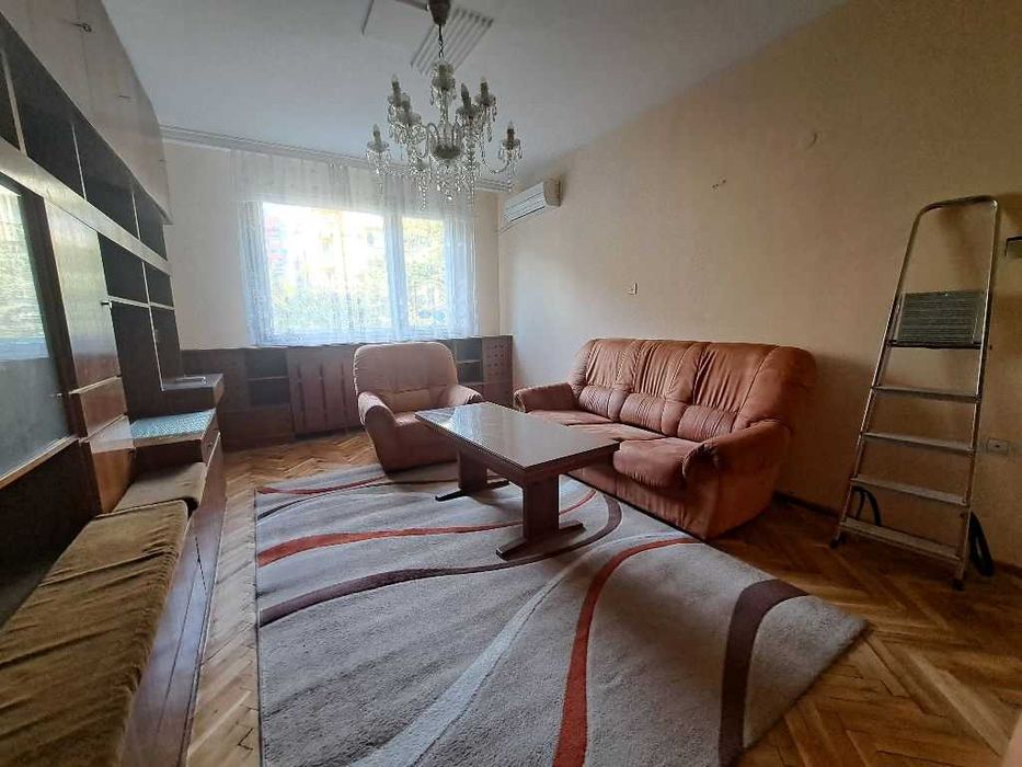 Давам под наем 3-стайно жилище в Красно село до пазара