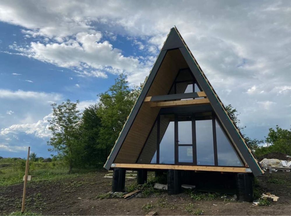 Vand casuta tip cabana A-frame