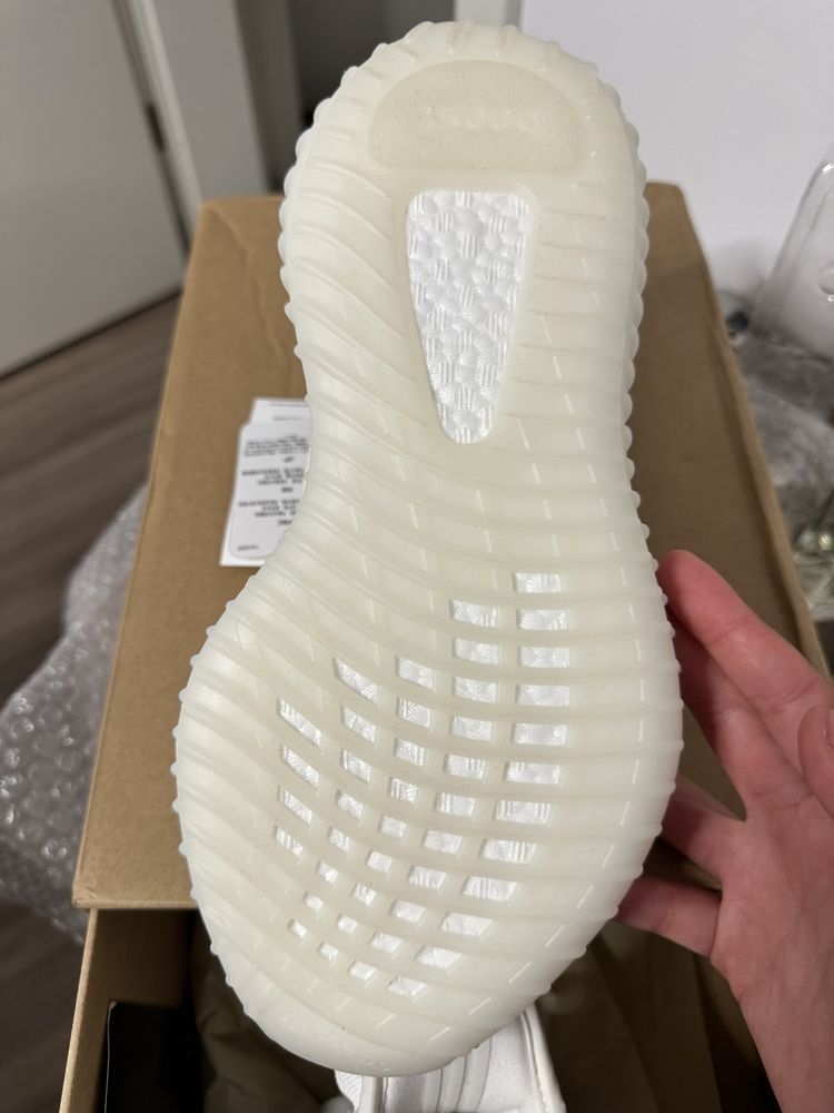 Yeezy 350 Cream White