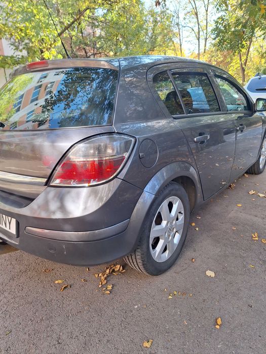 Opel Astra H 1.6 benzina+ GPL