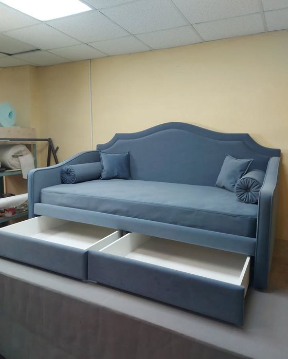 Диван-мягкая кровать для мальчиков