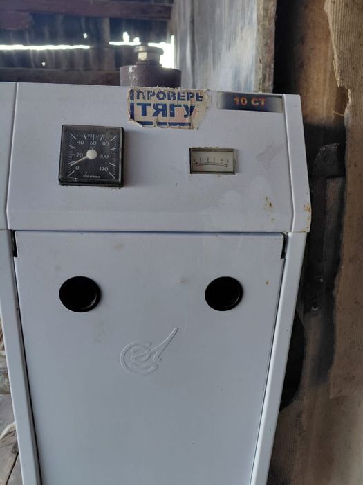 Газовый котёл напольный (10 кВт)