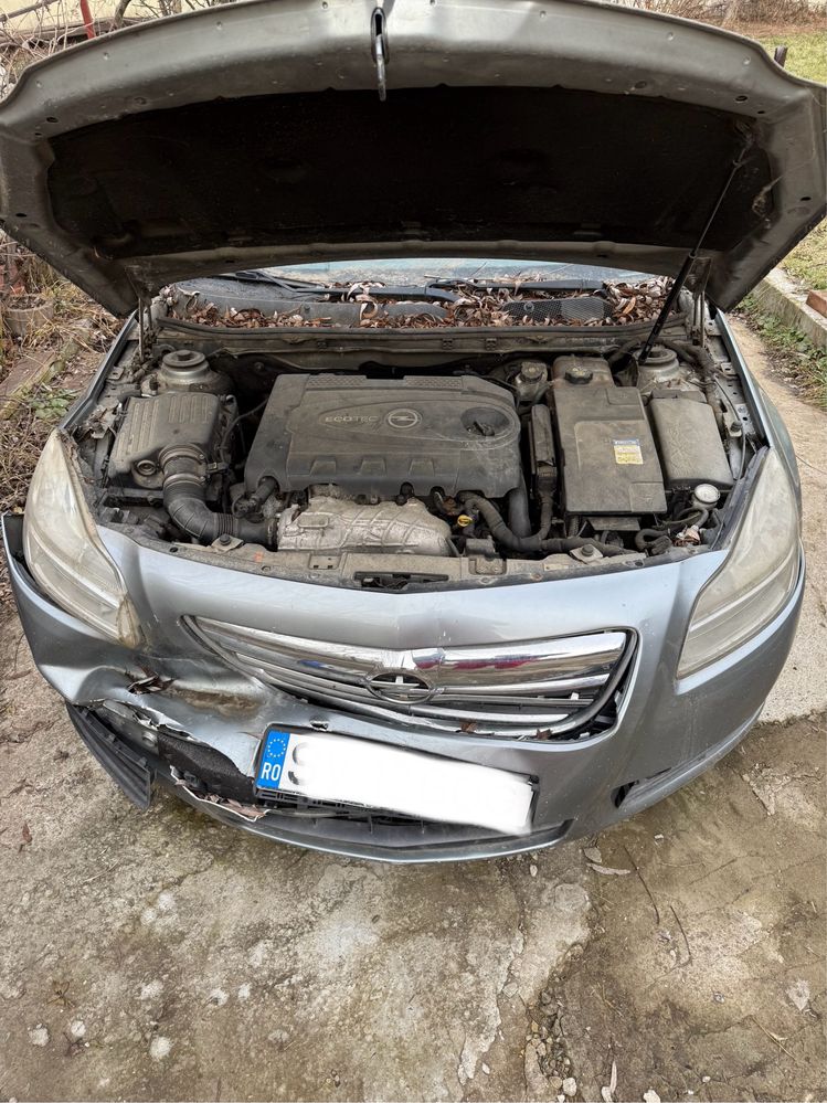 Opel Insignia 2.0 CDTI avariata