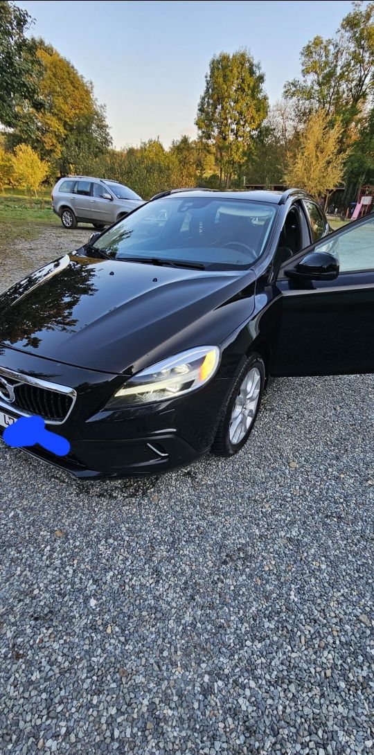 volvo v40 cross country