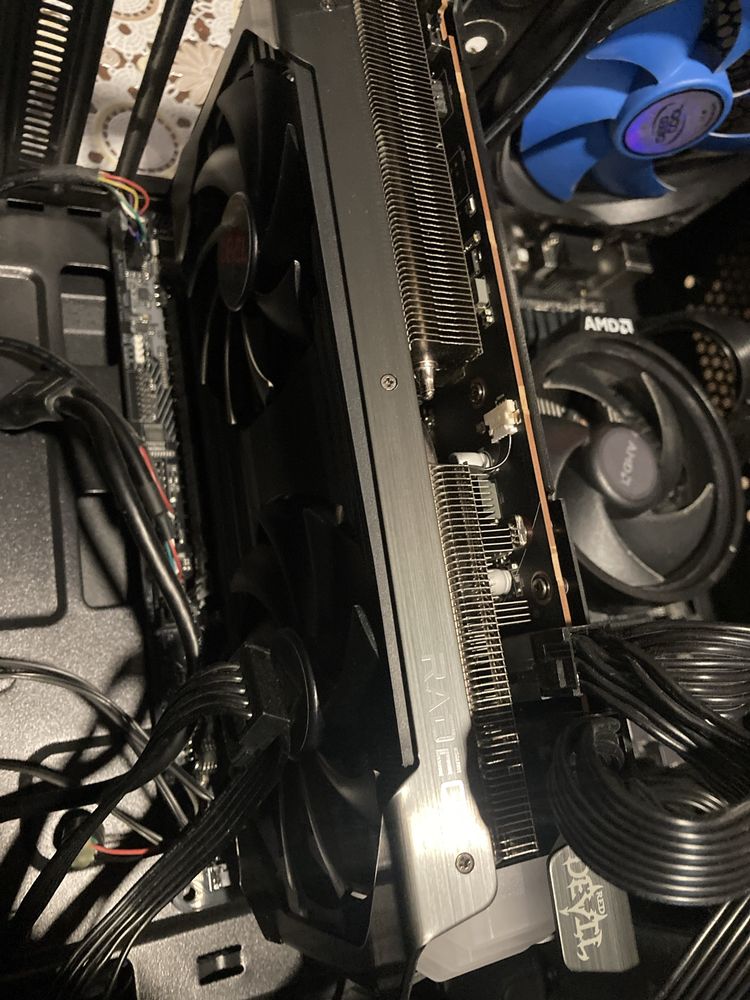 Radeon Rx 6600XT 8gb Powercolor Red Devil