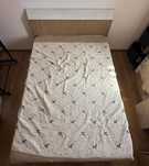 Vand pat cu saltea 140 x 200