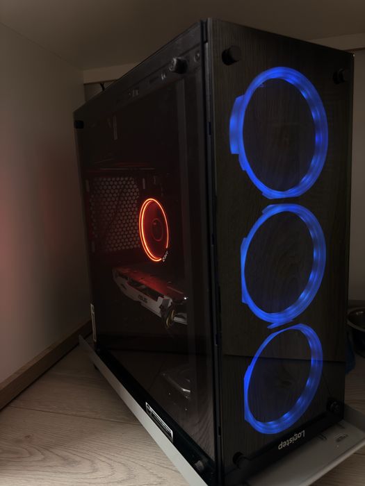 Pc gaming Ryzen 5 2400G+GTX1060 6GB, 16GBRAM, SSD+HDD-stare impecabila