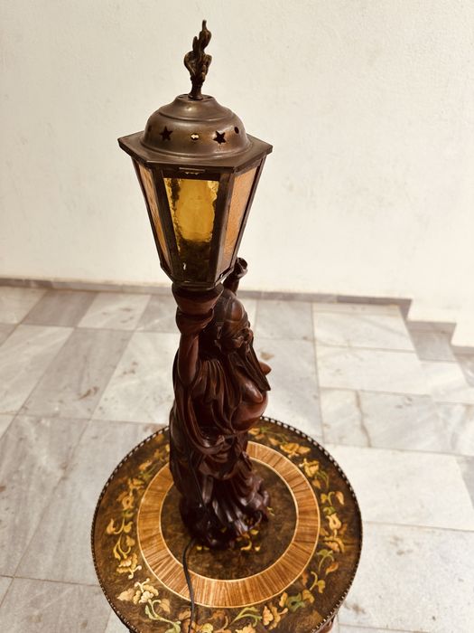 Ръчно резбована дървена лампа – ориенталски стил (ок. 1955–1970 г.)