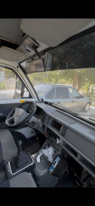 Labo korea 2019 refrijator propan zavodkoy pult 906 qoyilgan