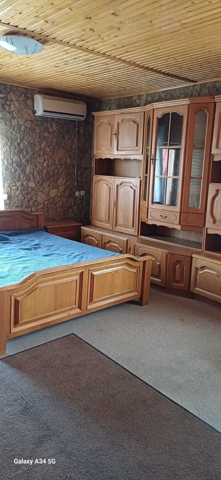 Închiriez apartament cu o cameră