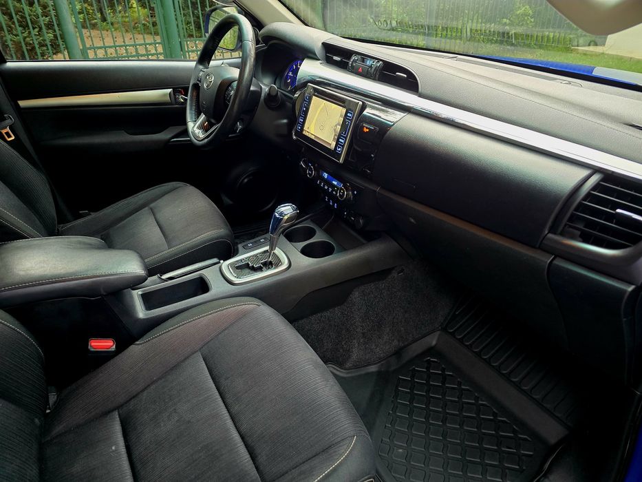 Toyota Hilux-4X4-2019-2,4D-150cp-E6-319000km-automat-variante auto