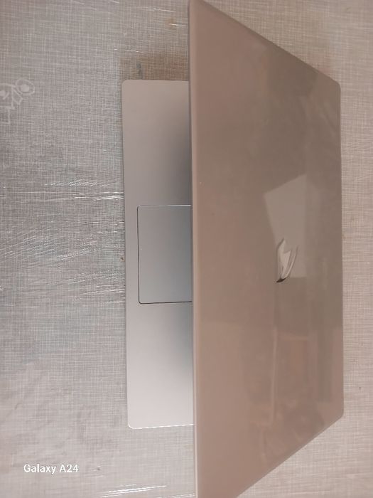 Davon laptop 8/512gb