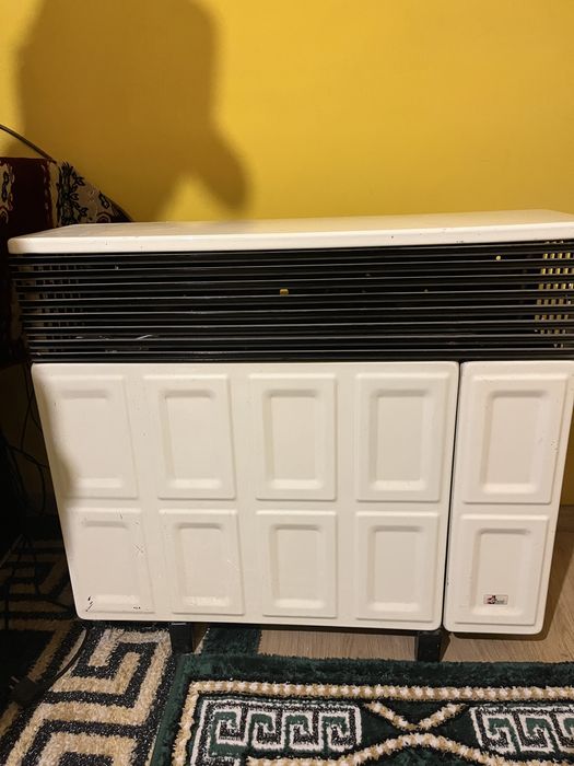 Vand convector pe gaz in stare foarte buna