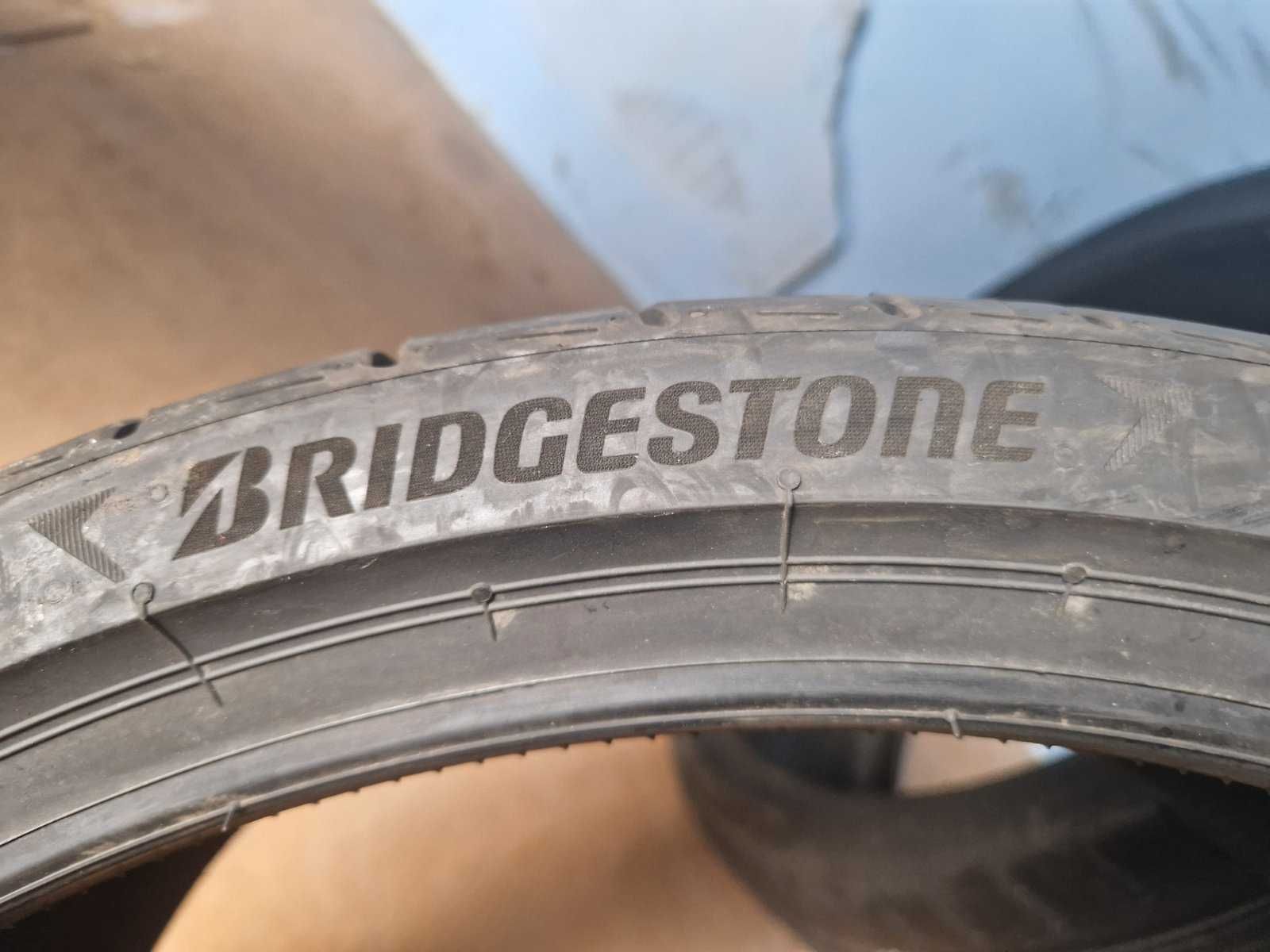 2 Bridgestone R20 245/30/ 
нови летни гуми 
DOT3521