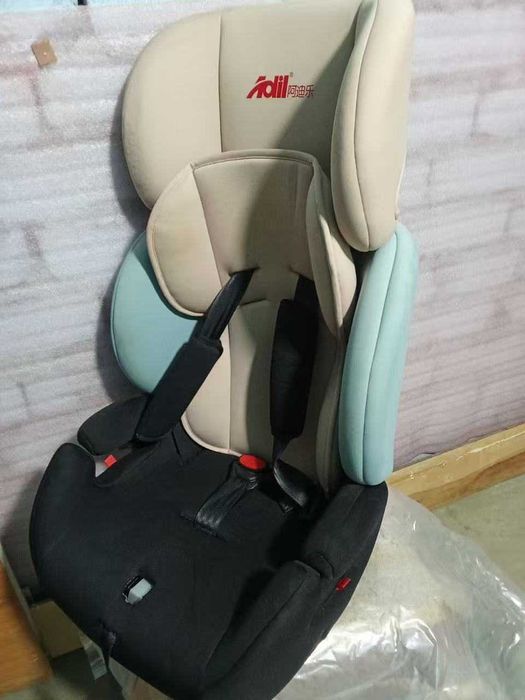 Продаётся автокресло