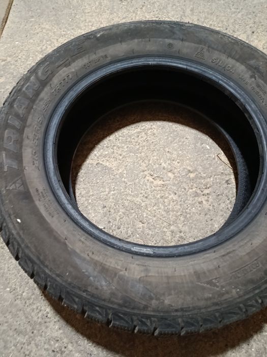 Зимний шины б/у состояние отличный