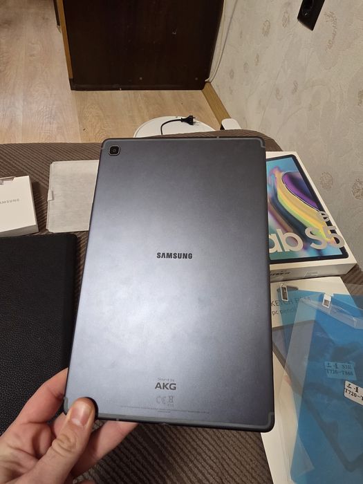 Samsung Galaxy Tab S5e  + аксесоари