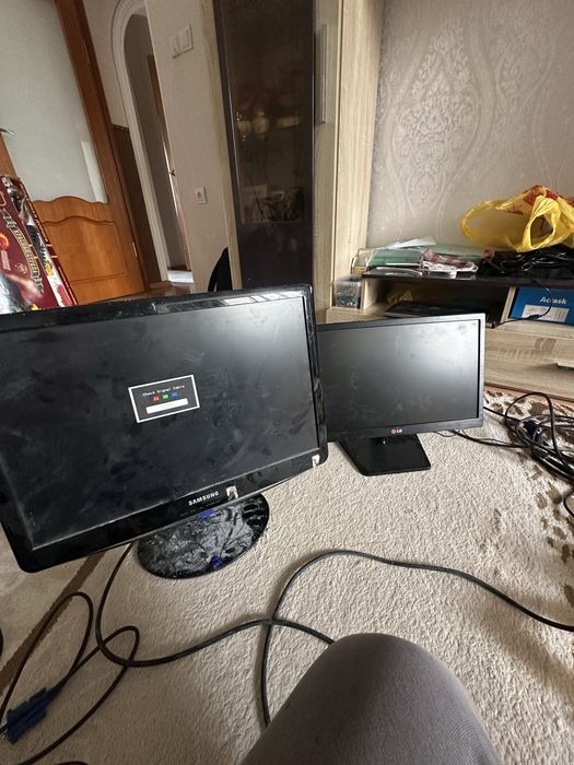 Монитор 2 шт общии 10.000 окончательно