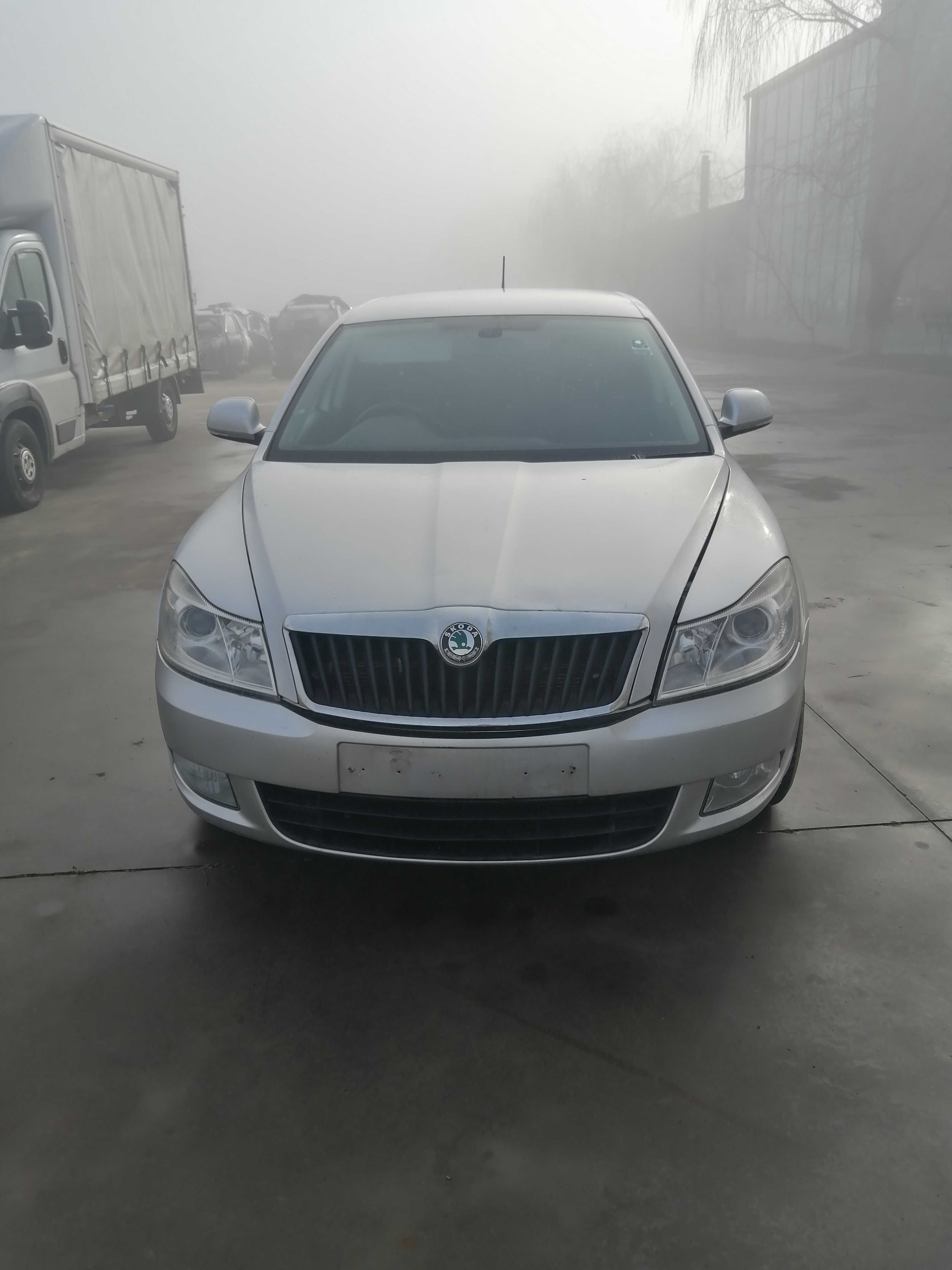 Dezmembram Skoda Octavia 2