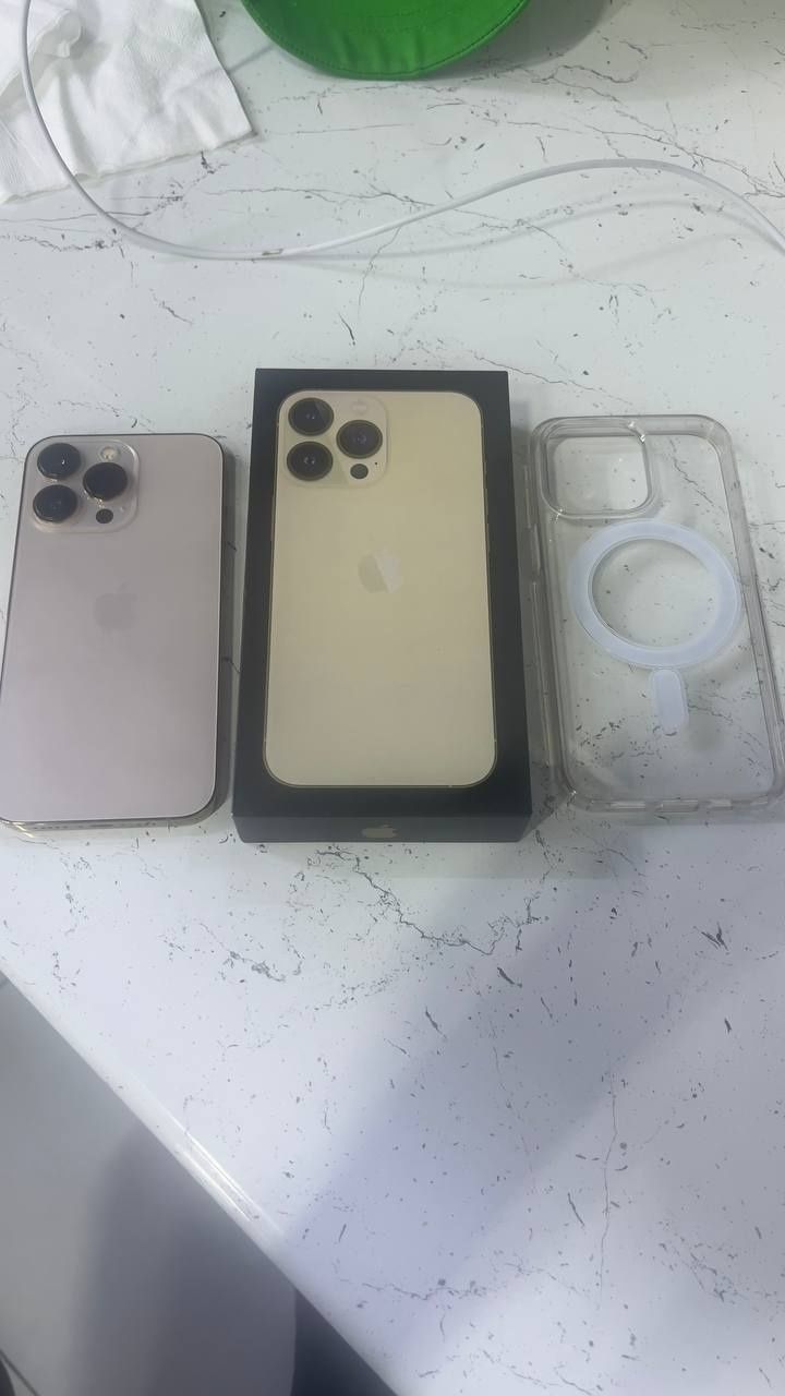 Iphone 13 pro Gold 100%  Iphone 12  76% srochna