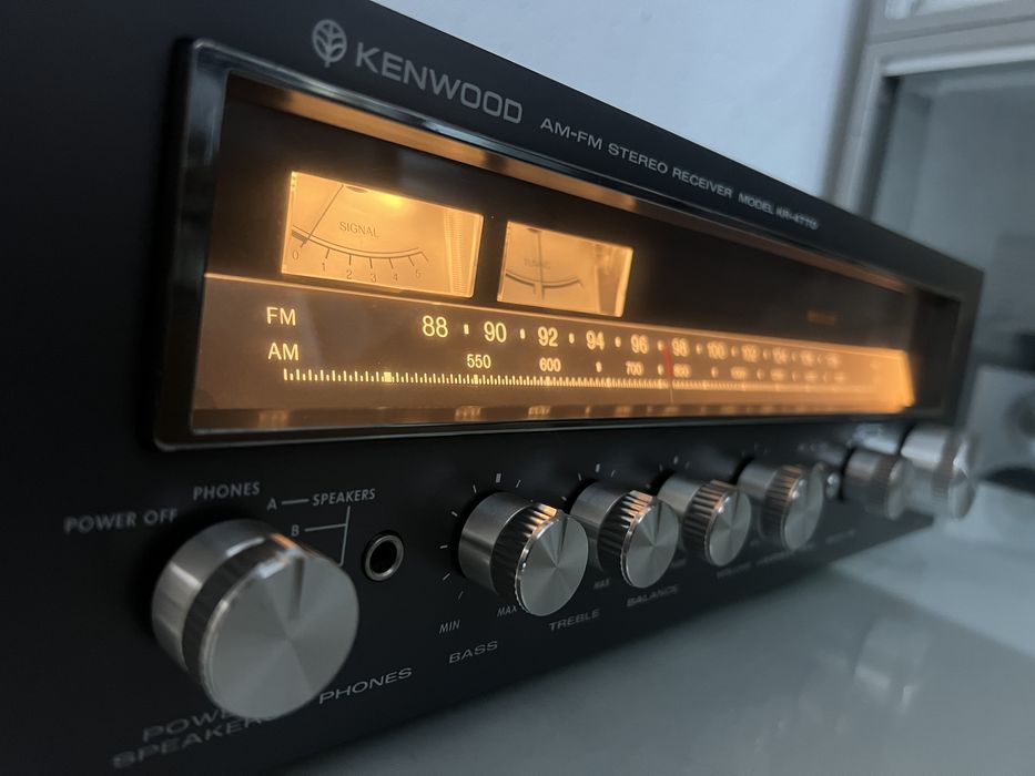 Kenwood KR-4770 - receiver stereo vintage, fabricat în Japonia