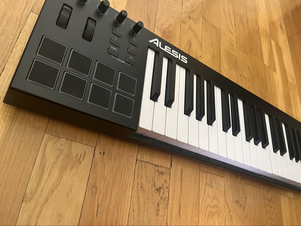 Controller pian Alesis V49