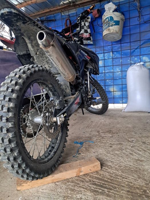 Vând Motocros orion 250cc