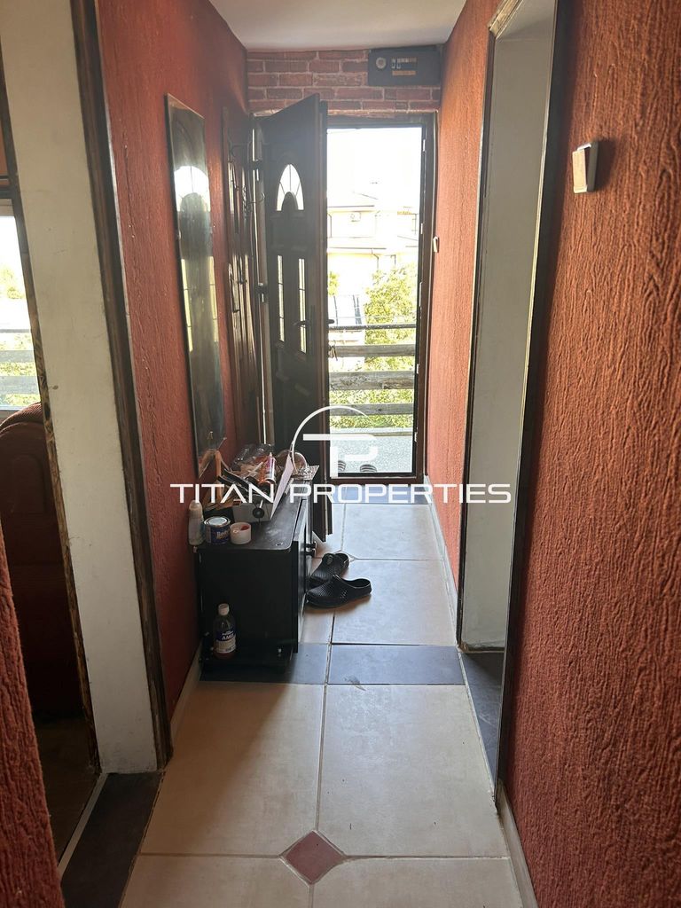 Дава се под наем Етаж от къща в Варна, м-т Траката - 75 кв.м за 400 € - Снимка #3