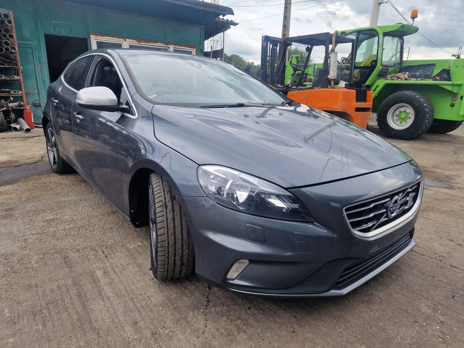 Dezmembram Volvo V40 2014 2.0d D5204T6