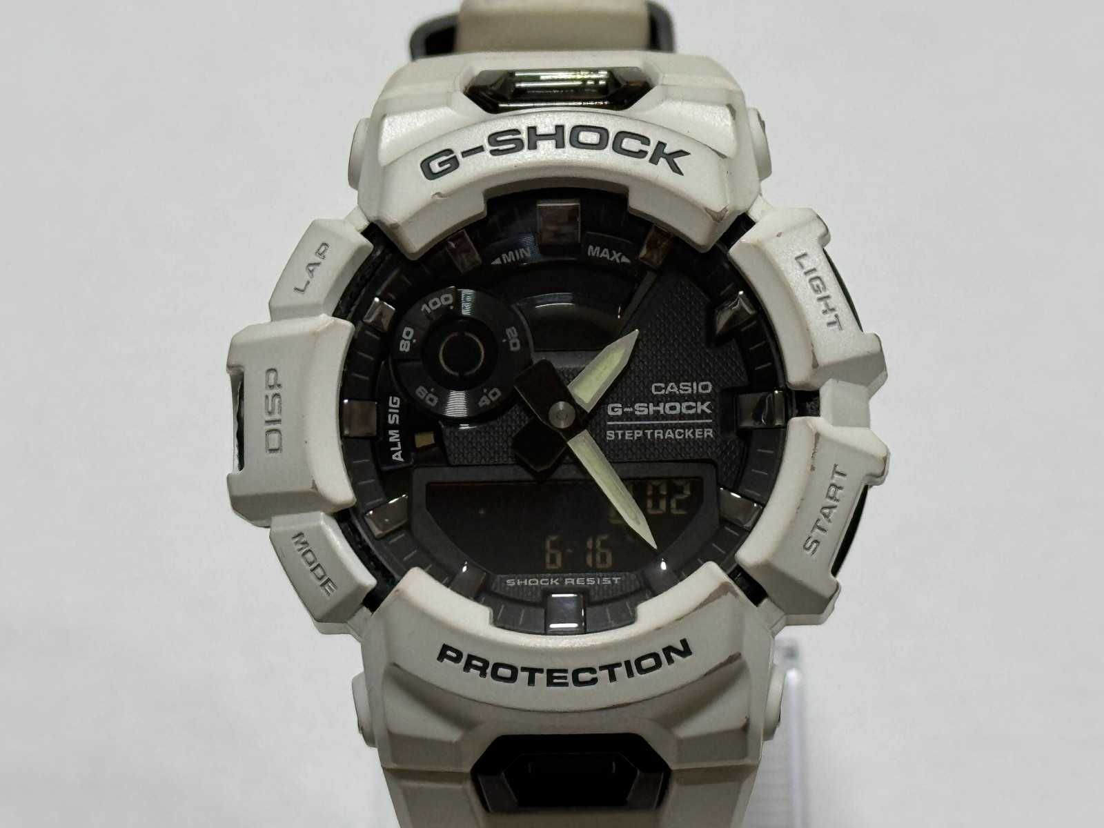 Часовник Casio G-Shock GBA-900-7AER