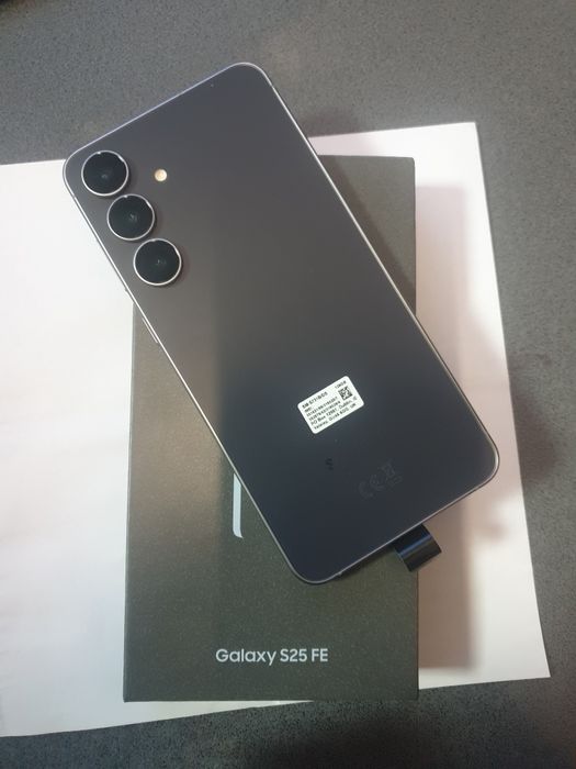 Samsung Galaxy S25 FE