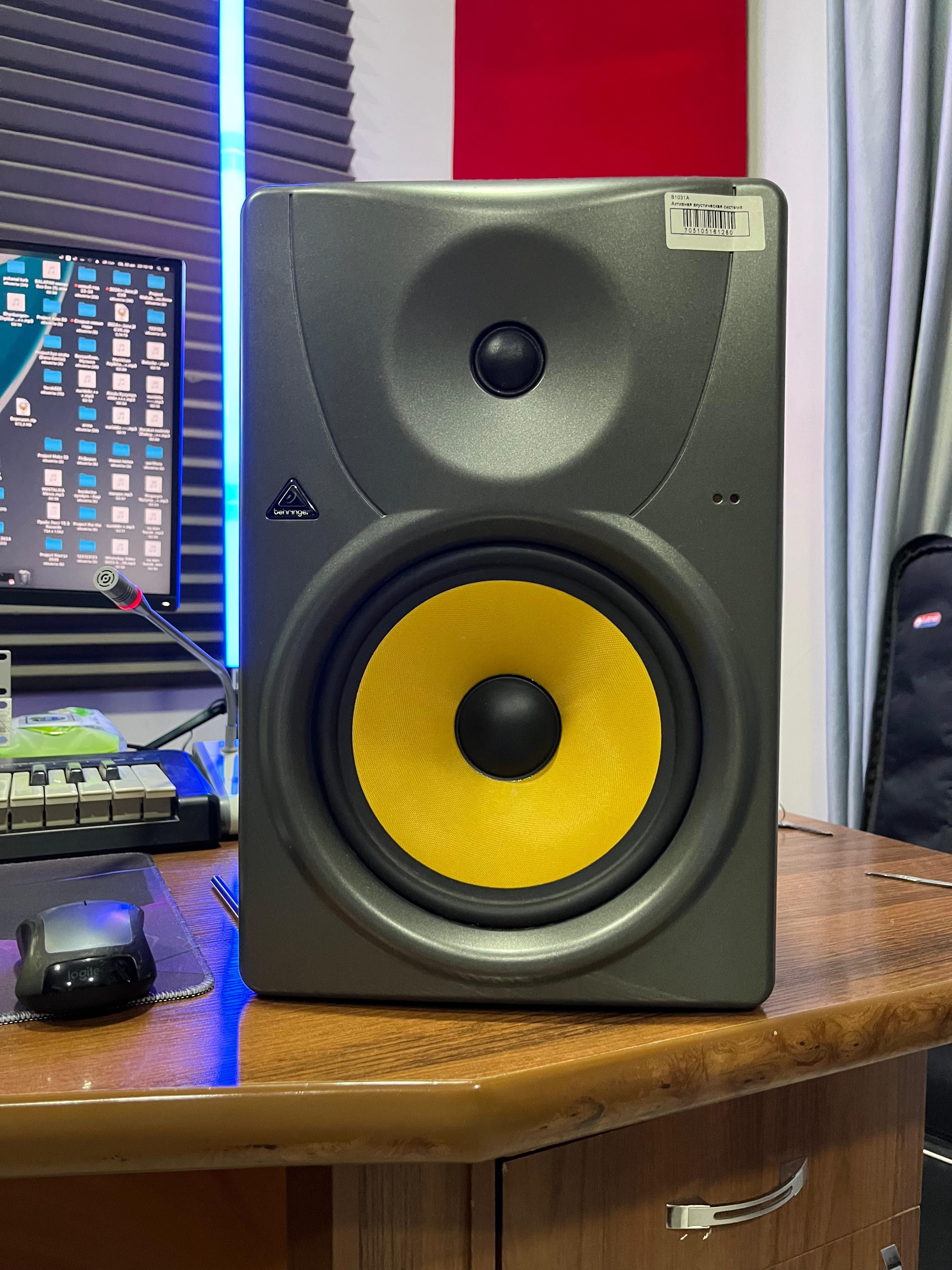 Студийные мониторы Behringer Truth B1031A