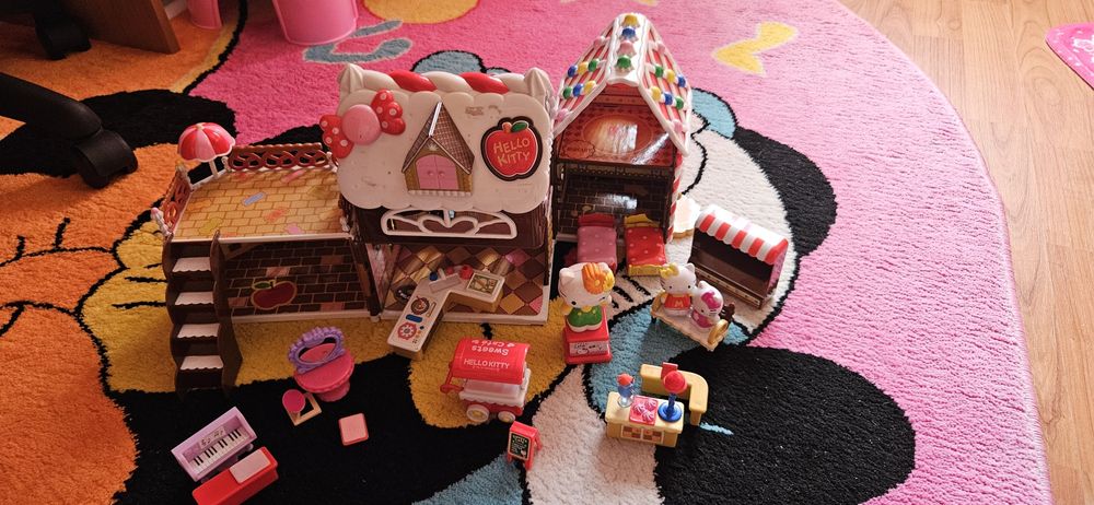 Jucării fetițe...casa hello kitty