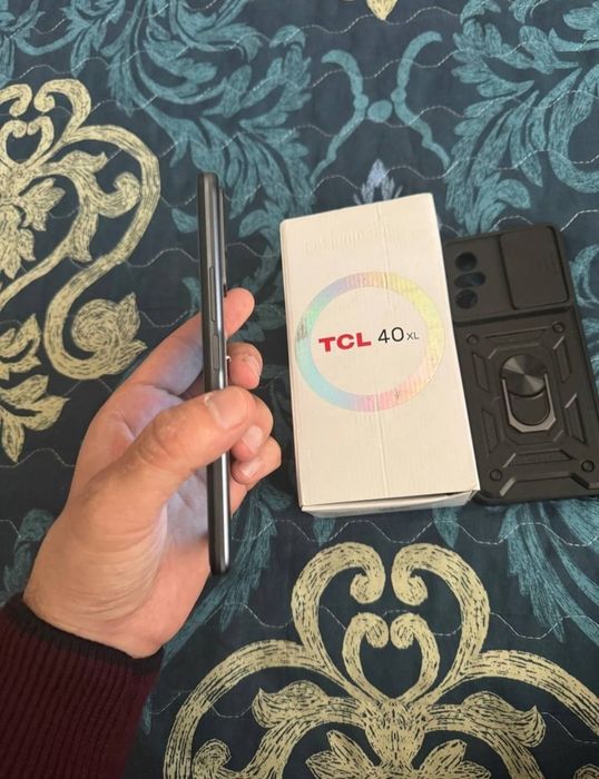Srochna sotiladi TCL 40XL 6/256GB Orginal Xolati ideal yengide turibdi