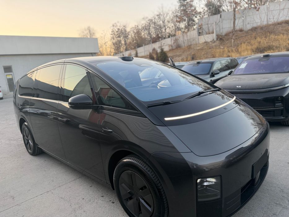 Lixiang MEGA 710km CLTC