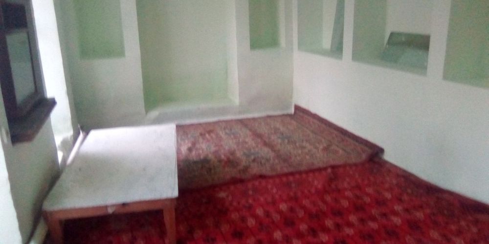 Talaba Yigitlarga ijara