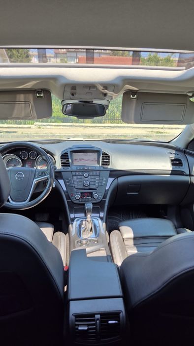 Opel insignia 2011 / Automat / scaune sport din piele / trapă /  euro5