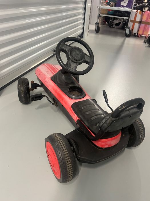 Кола с педали (Перфектна)