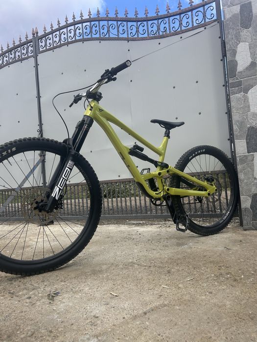 yt capra custom 2024