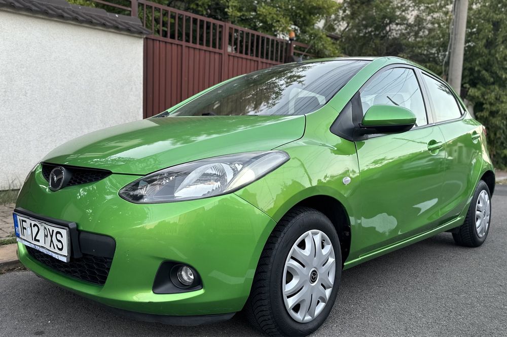 Mazda 2 , 1.3 benzina , full option