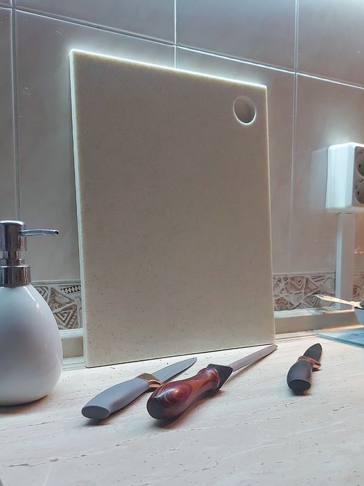 Стильная доска из искусственного камня — украшение кухни