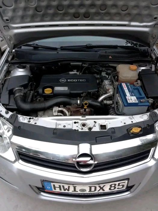 Opel Astra  2009