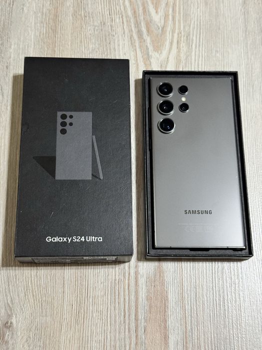 Samsung S24 Ultra 256 gb Ram 12 польный комплект
