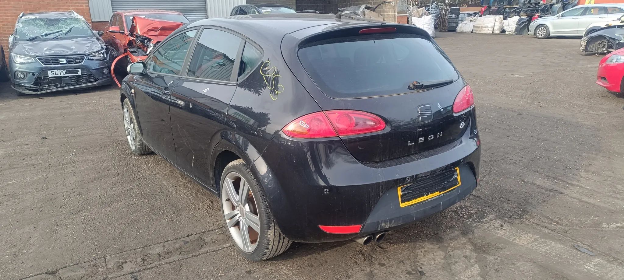 Dezmembrari / Dezmembrez Seat Leon 2.0 BWA cutie JLZ culoare LC9Z