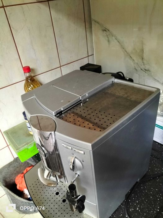 Mașina de cafea Jura