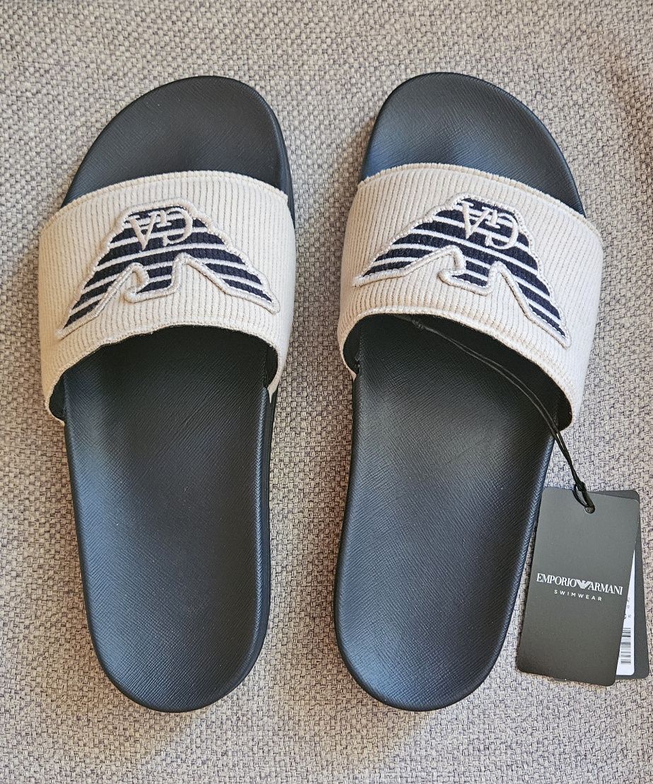 Slapi Emporiu Armani