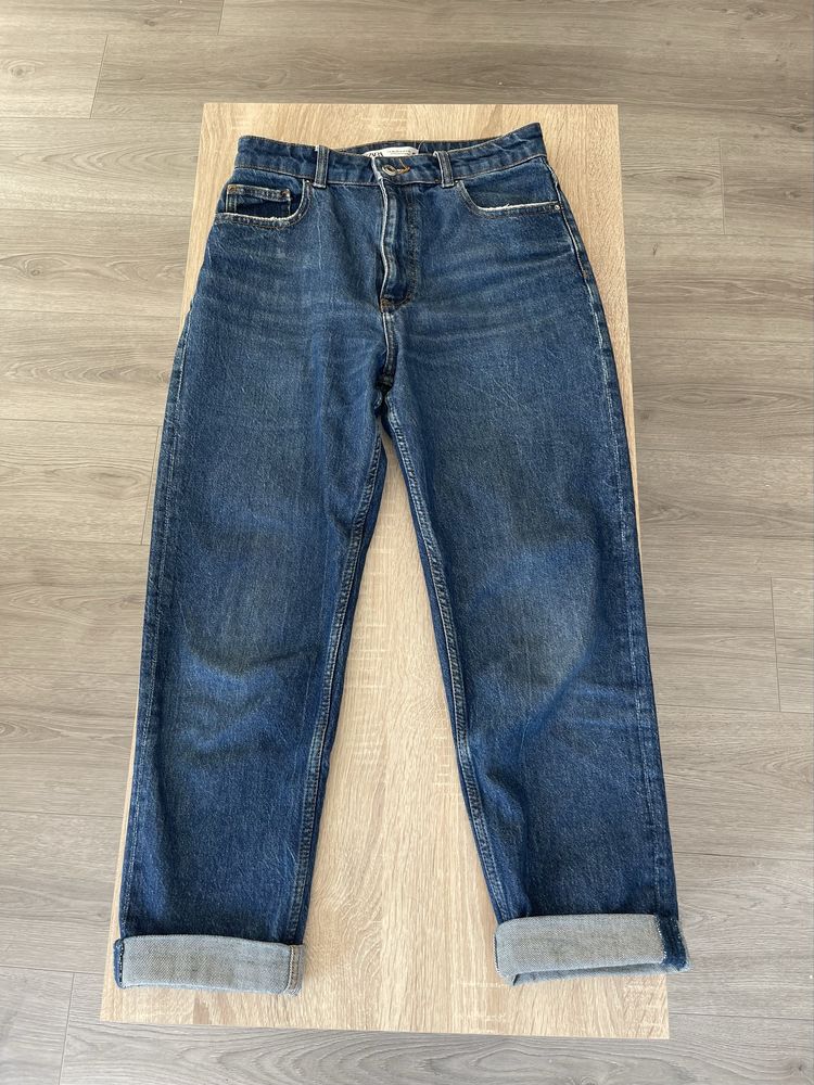 Тъмносини дънки зара mom fit